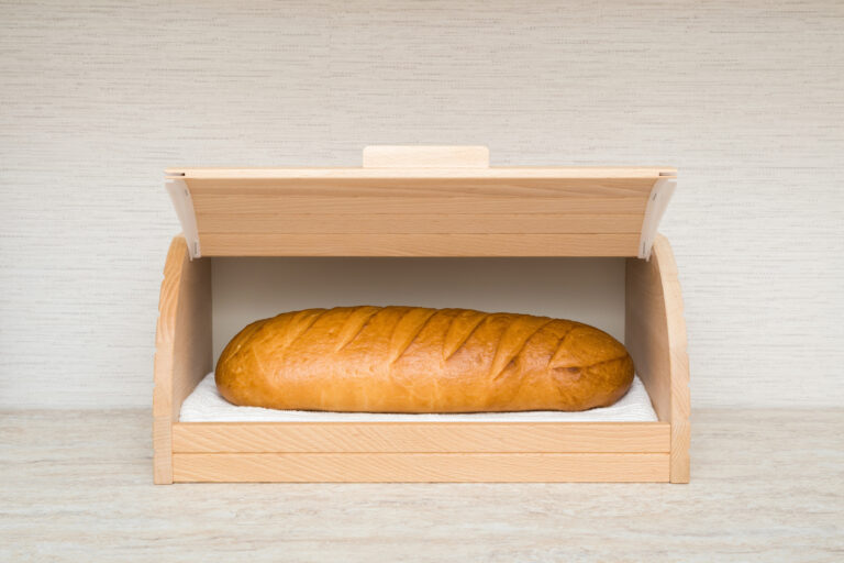 How to Store Fresh Bread Without Plastic